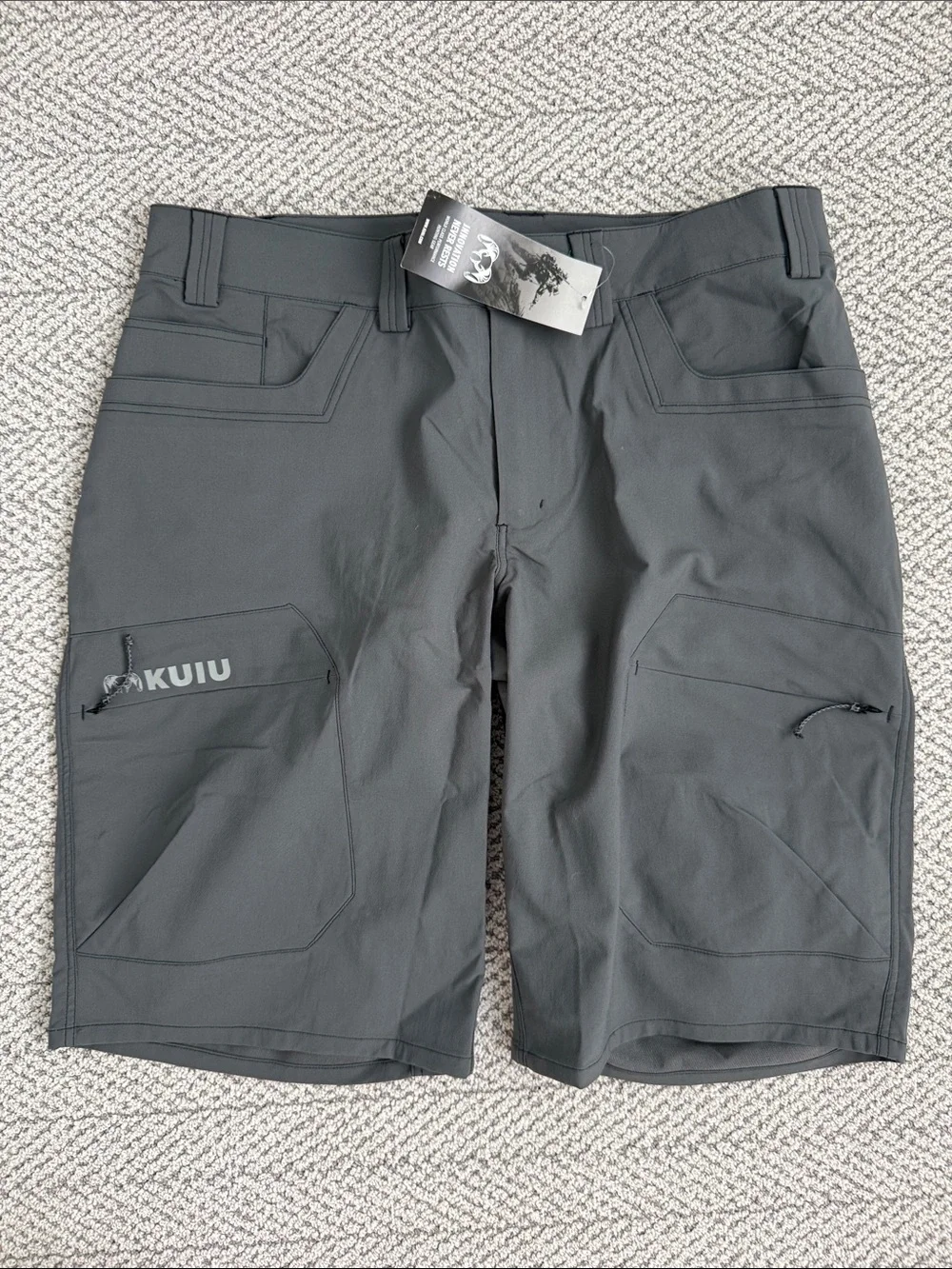 KUIU Men’s Charcoal Gray Tactical Cargo Shorts